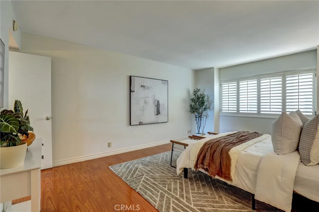 1032 Palo Verde, Long Beach, California 90815 home-pic-19